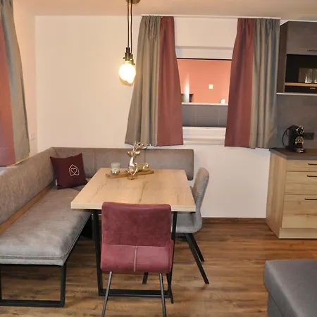 Herzis Appartements Wagrain Room photo