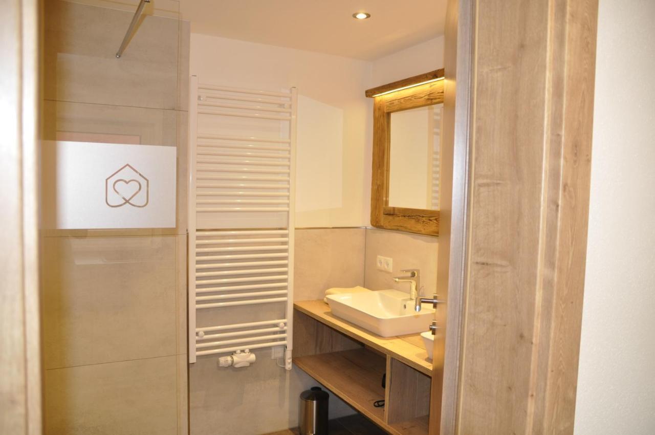 Herzis Apartment